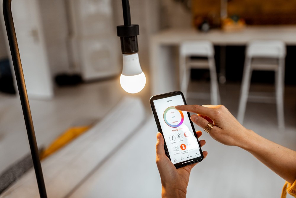 Najlepsze Smart Żarówki LED 2025 – TOP 7