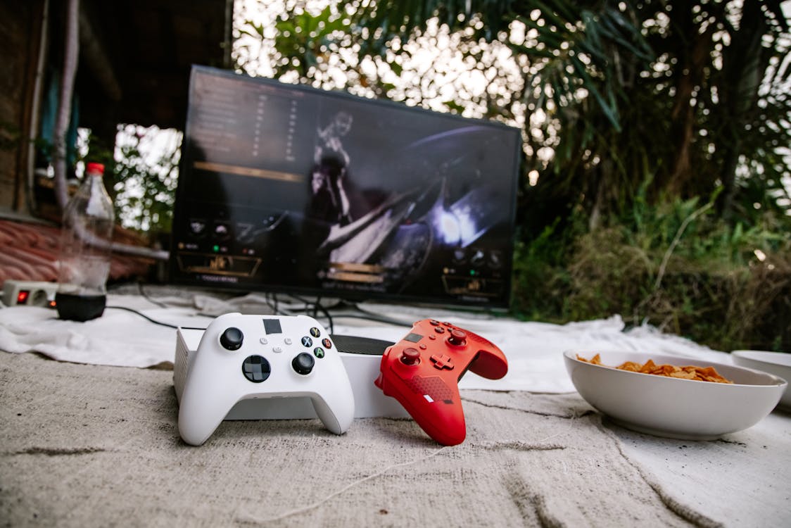 PS5 vs Xbox vs PC